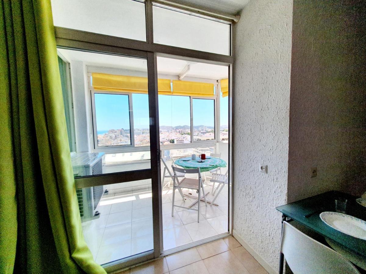 Fuengirola Towersアパートメント エクステリア 写真