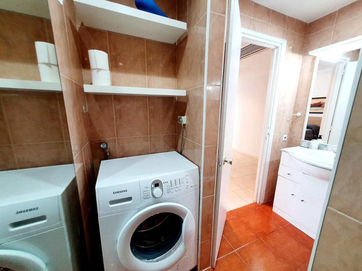 Fuengirola Towersアパートメント エクステリア 写真